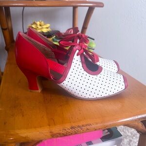 Retro Peep toe Oxford | Spectator | Red White | 8 | Royal Vintage | 40s Style